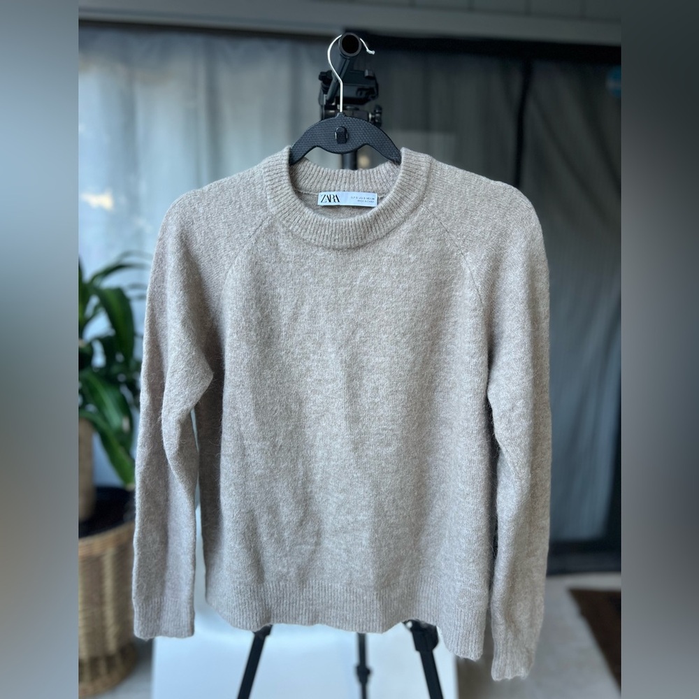 Zara women’s Tan Crewneck Sweater